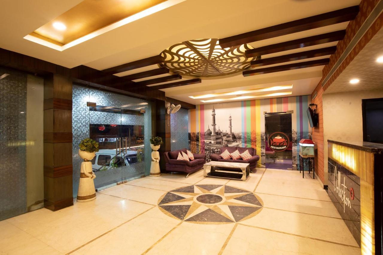Oyo 79355 Collection O Hotel Adona Meenangadi Dış mekan fotoğraf